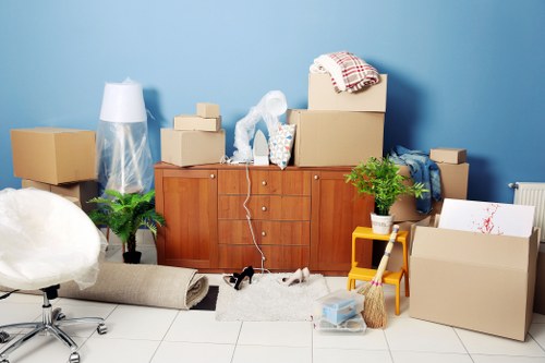 Removal companies in Barnet helping with a home move