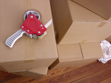 Careful packing and labeling for a Barnet home move