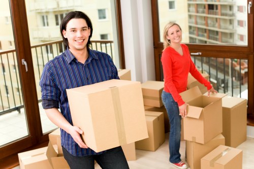 Careful packing and furniture moving service in Barnet